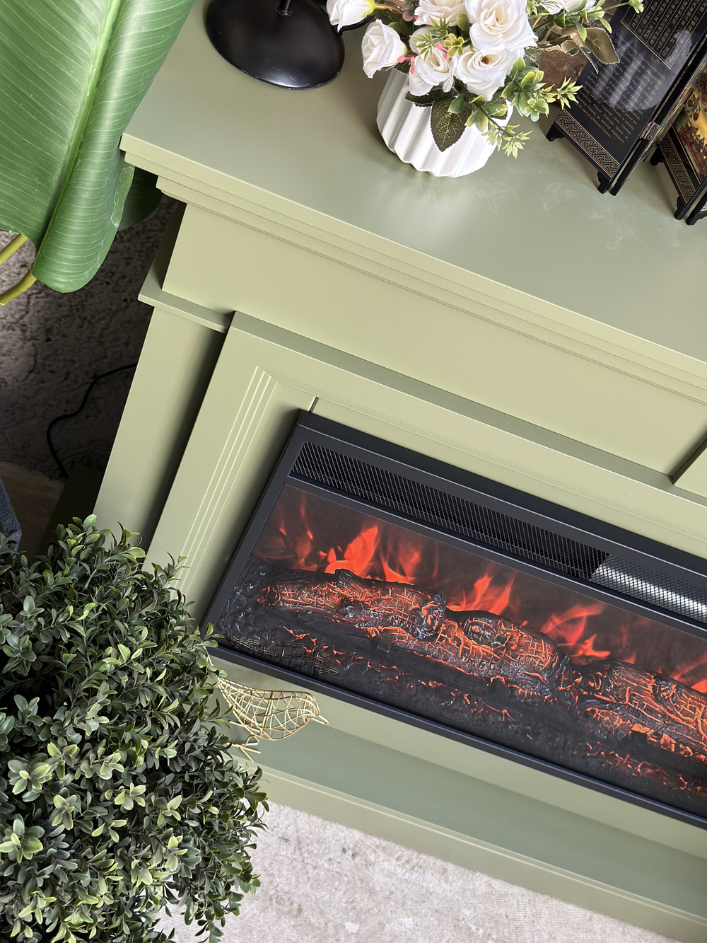 Каминокомплект Real Flame Marco 36 GN-Р014 с очагом Joker 36