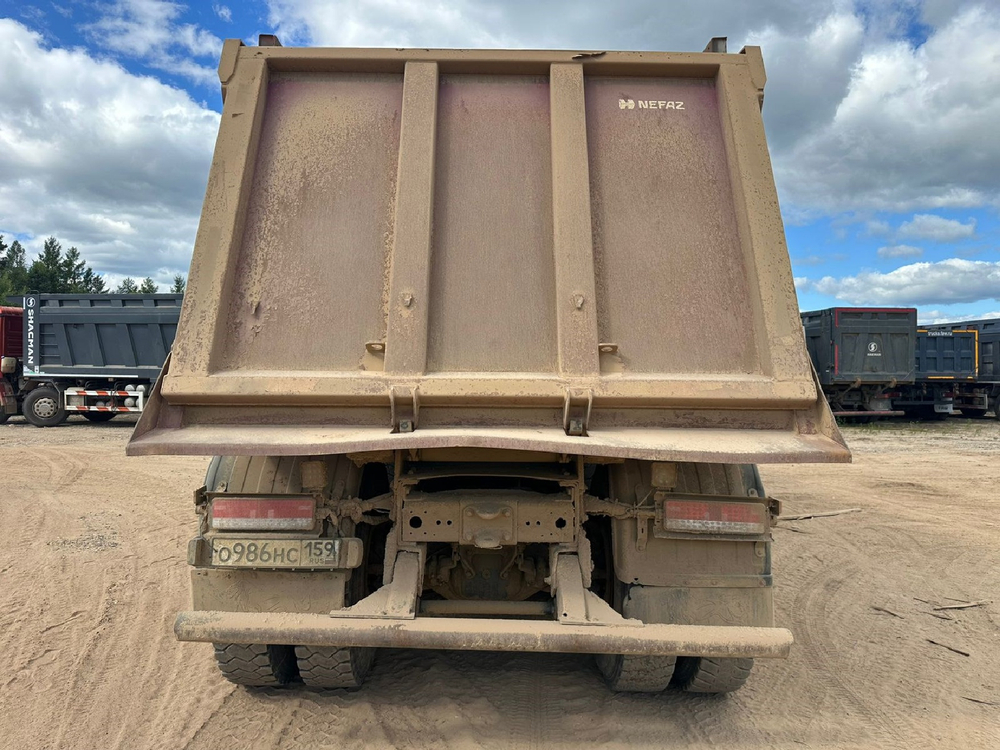 КамАЗ 65801 8x4 Самосвал 65801-001-68(T5) (Дизельный, 12,0 л, 428 л.с., МТ)