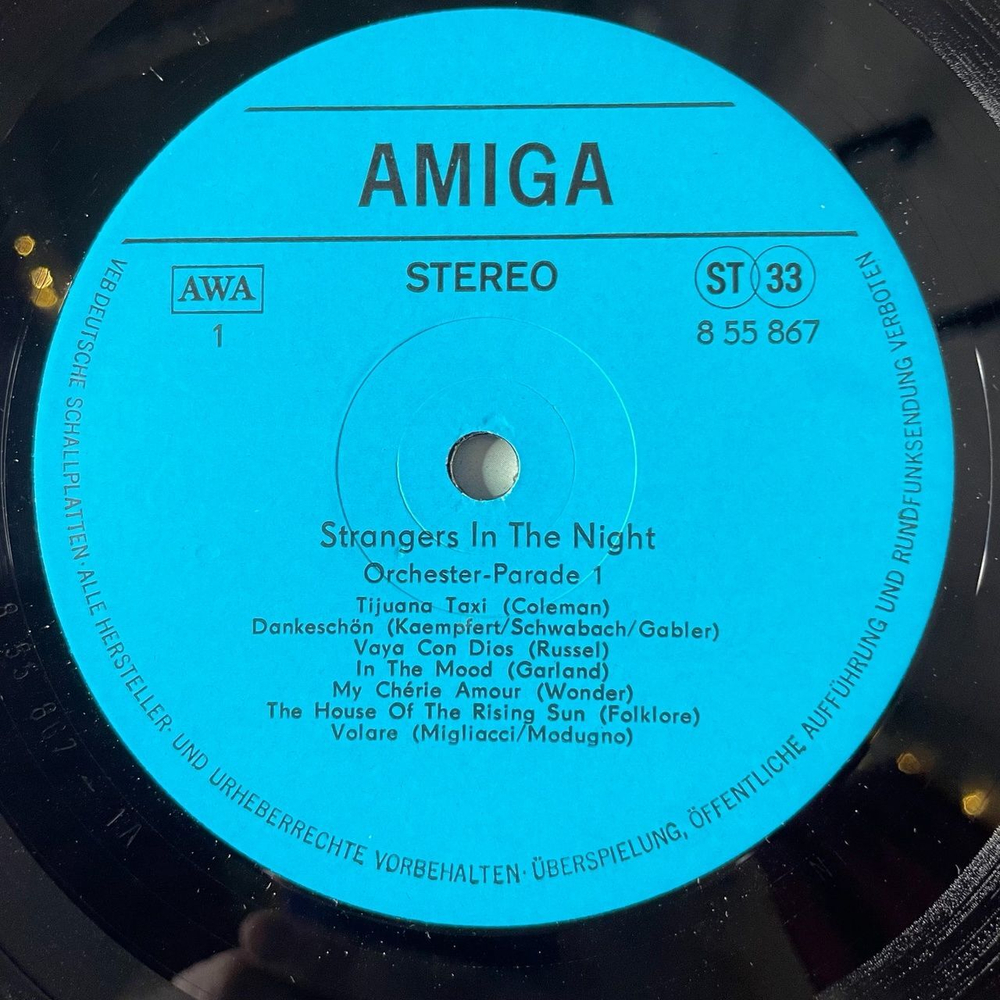 Винтажная виниловая пластинка LP Сборник Strangers In The Night (ГДР 1983)