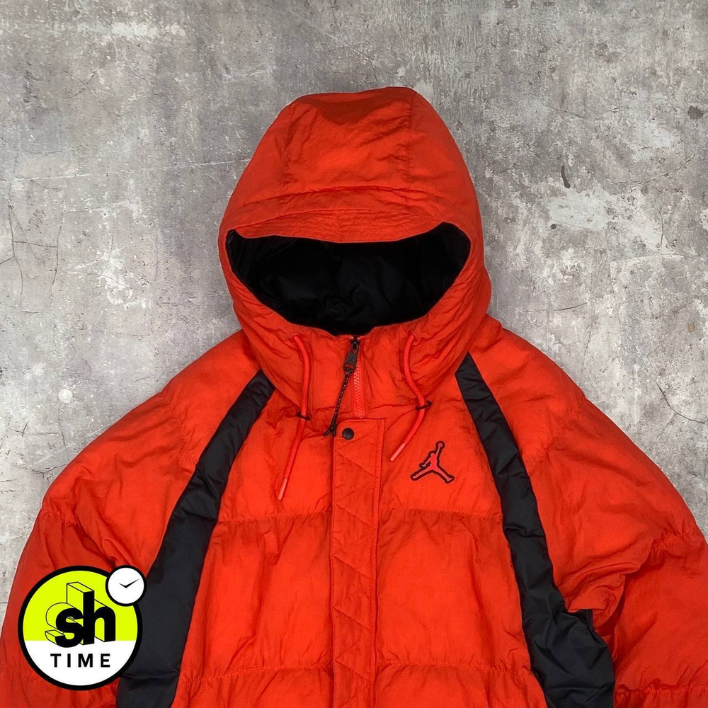 Пуховик AirJordan Essentials Red Jacket
