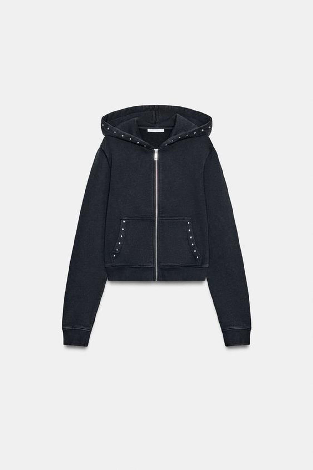 Свитшот с заклепками и эффектом потертости - ZARA