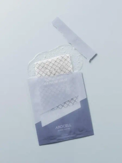 Графеновая маска с ботулином и низкомолекулярным коллагеном AROCELL Botulcare graphene mask