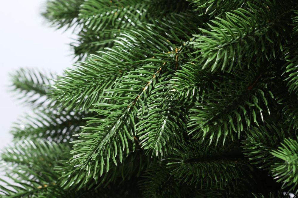 Ель искусственная «Изольда» (Литая хвоя) 270 см / 2,7 м