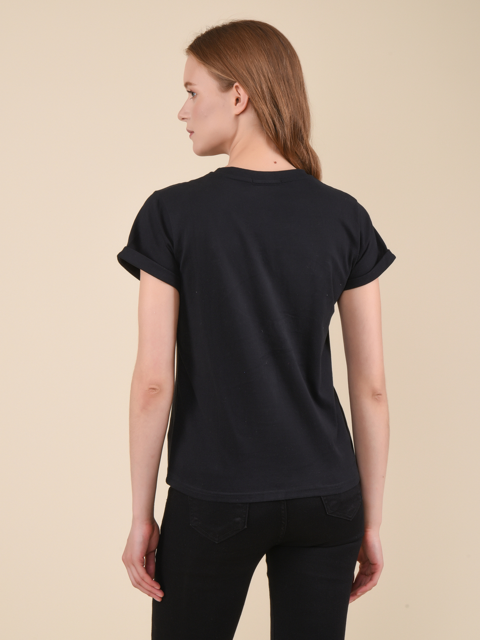 Футболка женская