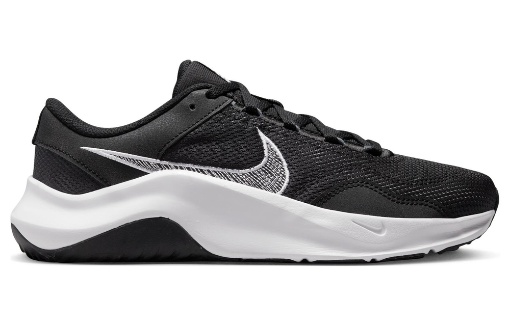 Кроссовки Nike Legend Essential Next Nature (Женская размерная сетка)