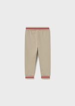 спортивный костюм с футболкой