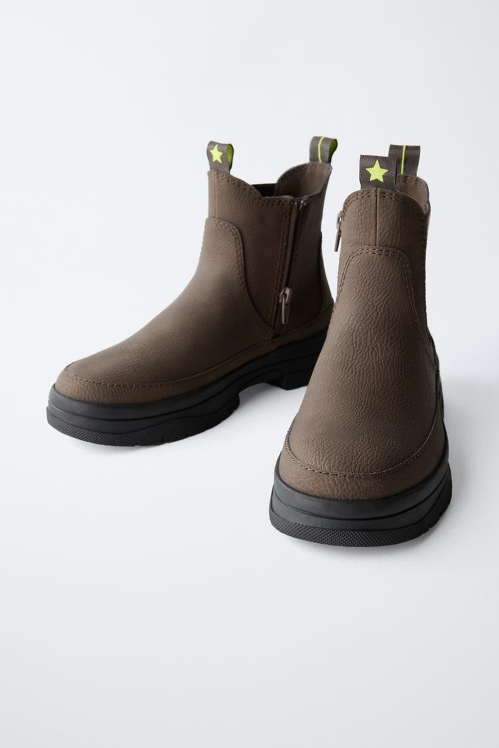 ZARA БОТИНКИ С ПЕТЕЛЬКАМИ, КОРИЧНЕВЫЙ