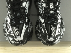 Balenciaga Track Sneaker 542023-W3RRA-1090