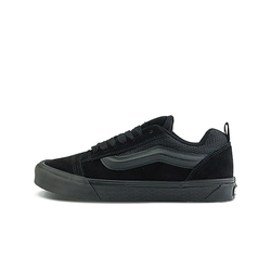 Vans Knu Skool "Triple Black"