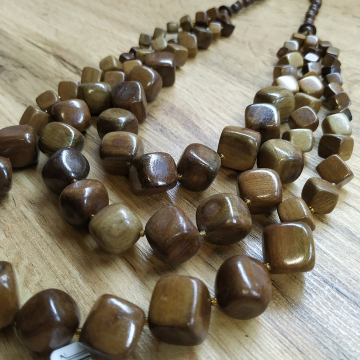 Колье Кубики 3 нити, дерево, цвет темно-кор., 58 см