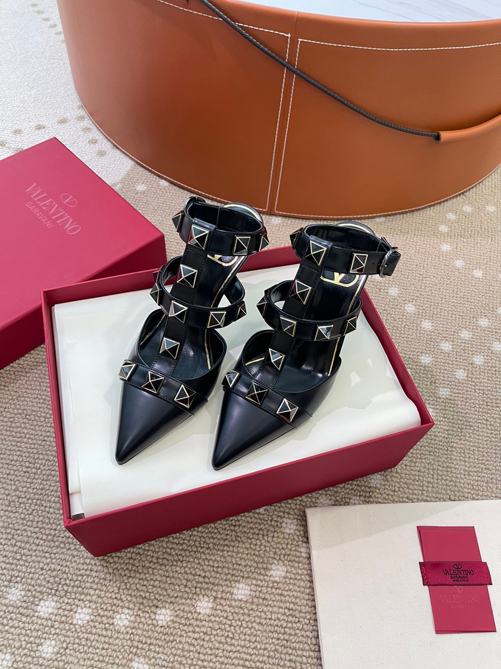 Valentino Garavani Roman Stud 8.5 cm