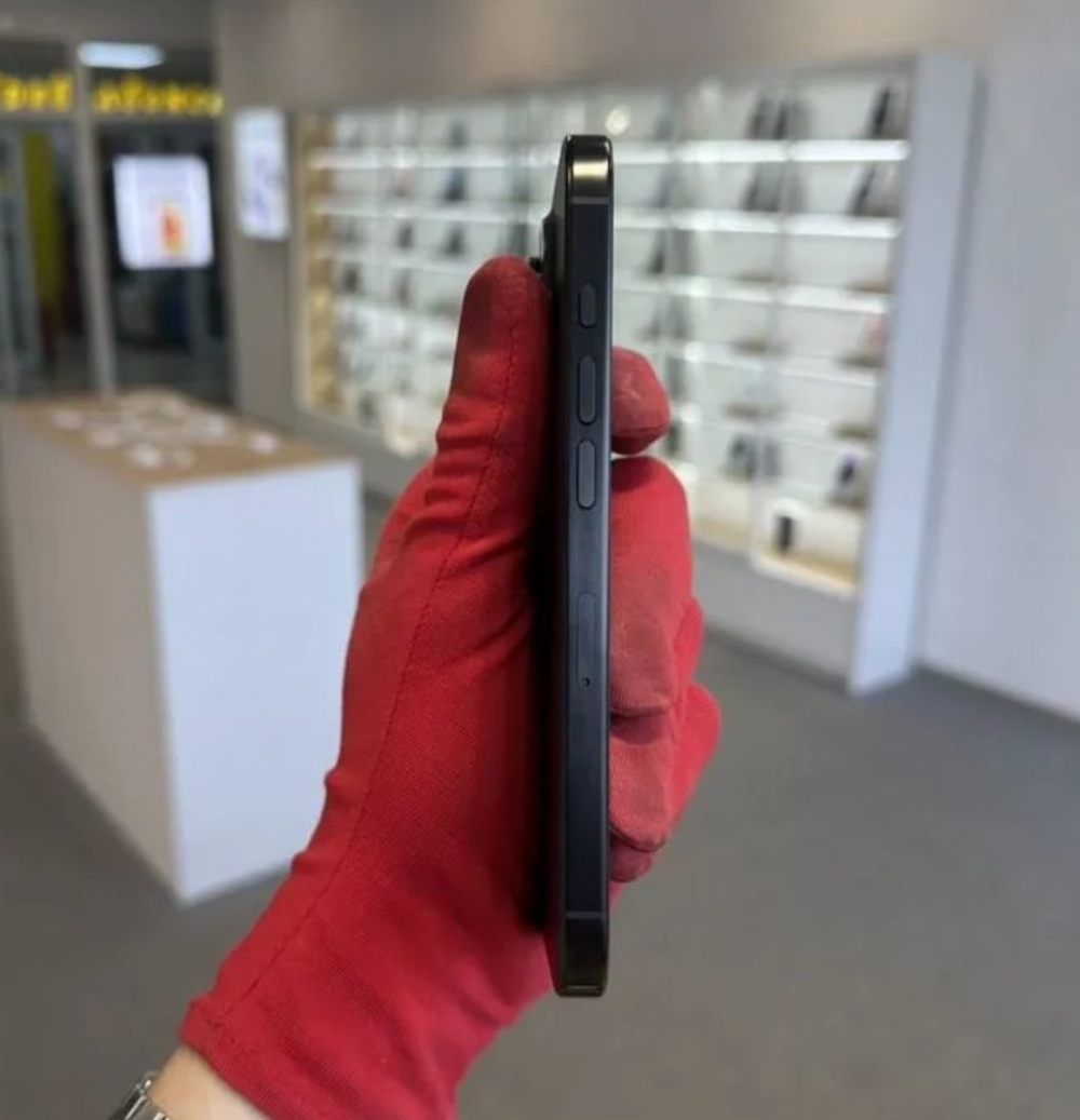 iPhone 16 Pro, 256 ГБ б/у