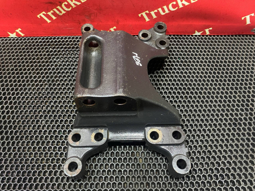 Кронштейн траверсы КПП правый 2021г