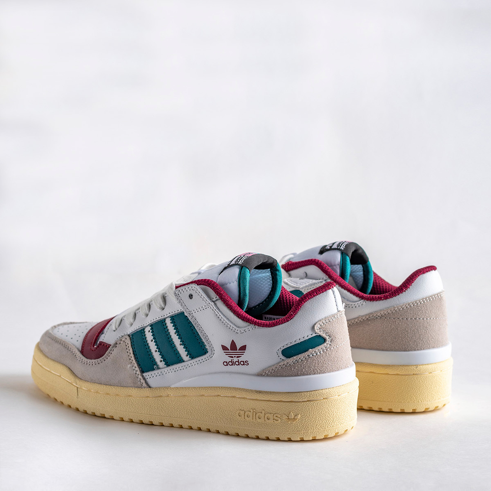 Кроссовки нат. кожа (36-41)р. / шт.