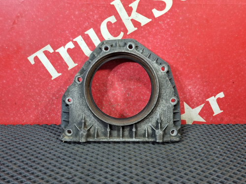 Крышка плиты двигателя