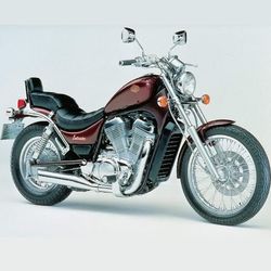 Suzuki Intruder 750