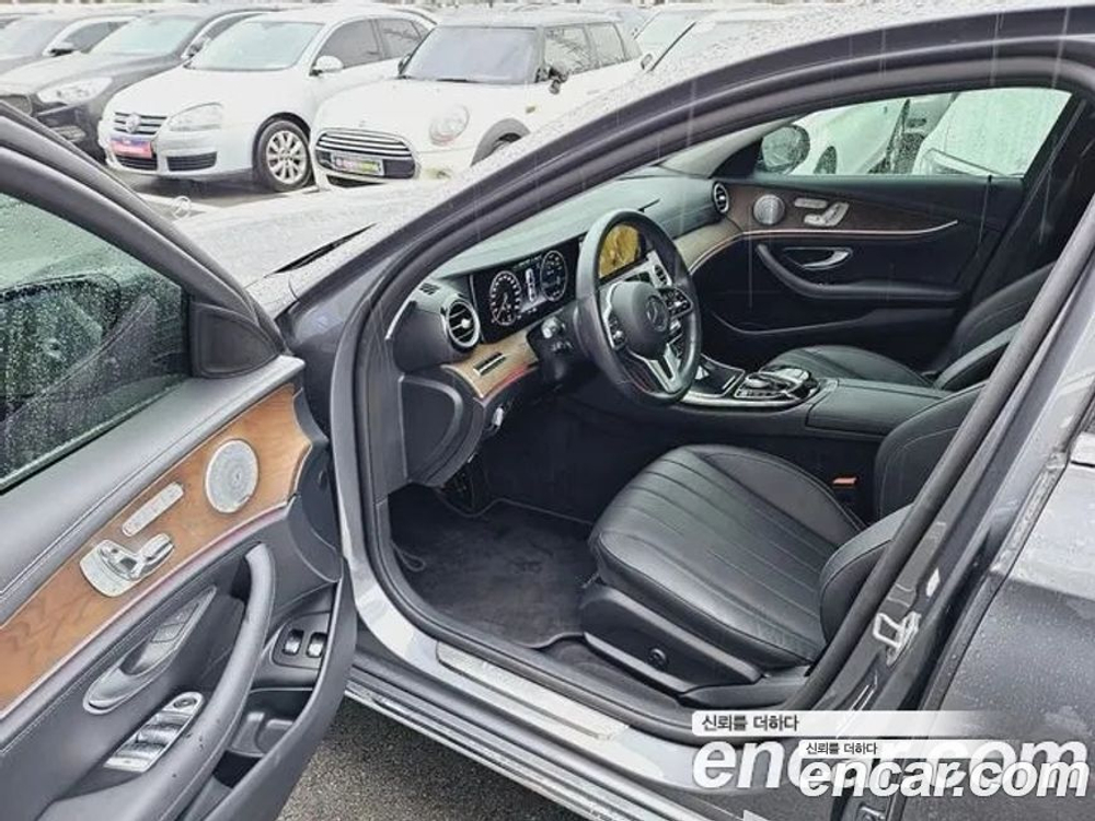 Mercedes-Benz E-Class W213 E300e 4MATIC Exclusive (08.2020)