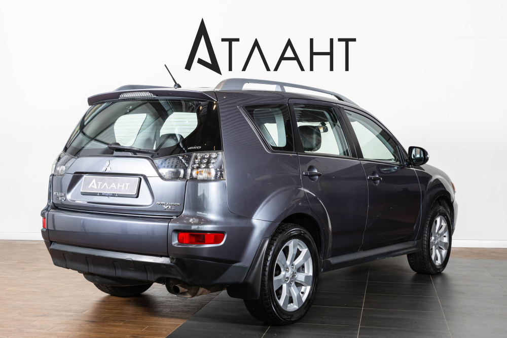 Mitsubishi Outlander, 2010 год
