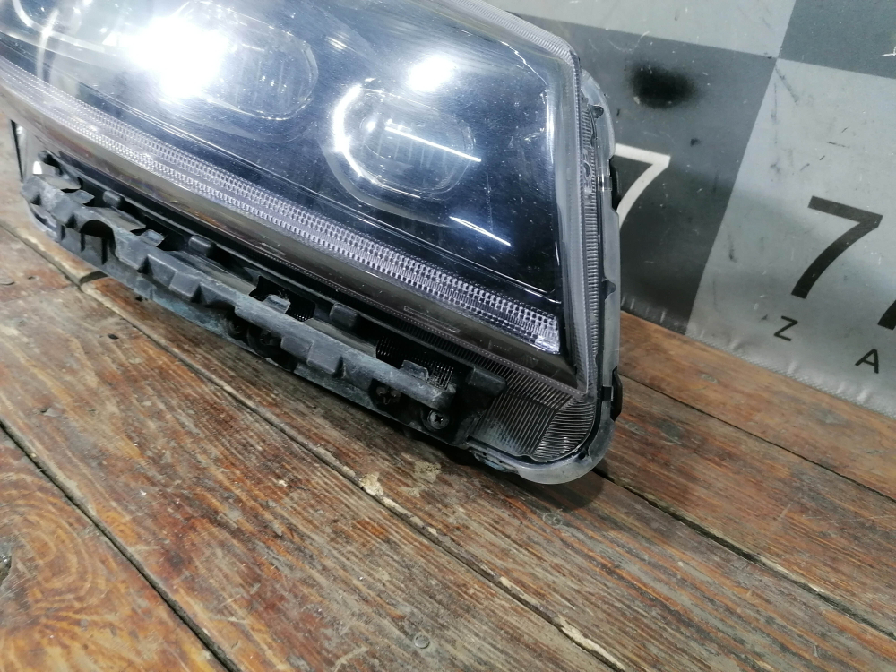 Фара правая LED Kia Sorento 3 Prime (UM) 17-20 Б/У Оригинал 92102C5600