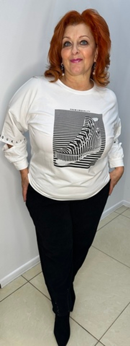 Блузон со стразовым "экраном" на большие размеры