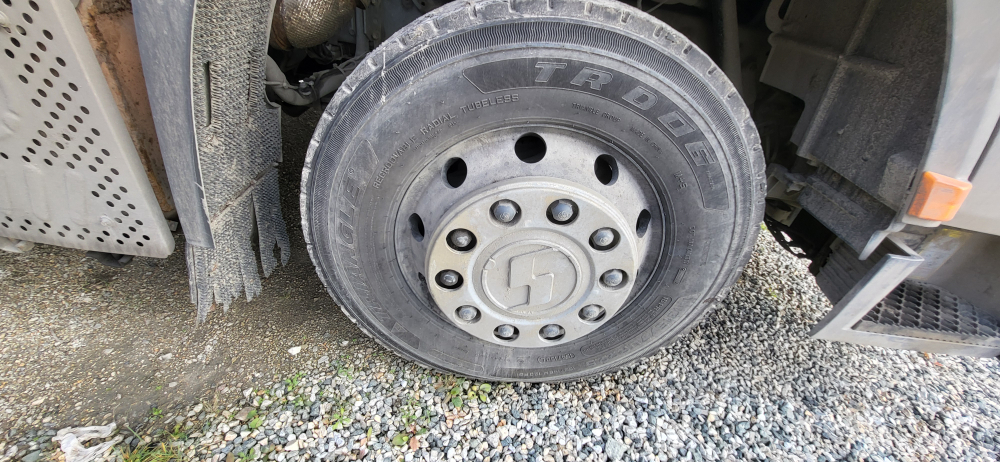 Shacman (Shaanxi) SX* 4x2 Седельный тягач SX418853381 (Дизельный, 12,5 л, 544 л.с., АТ)