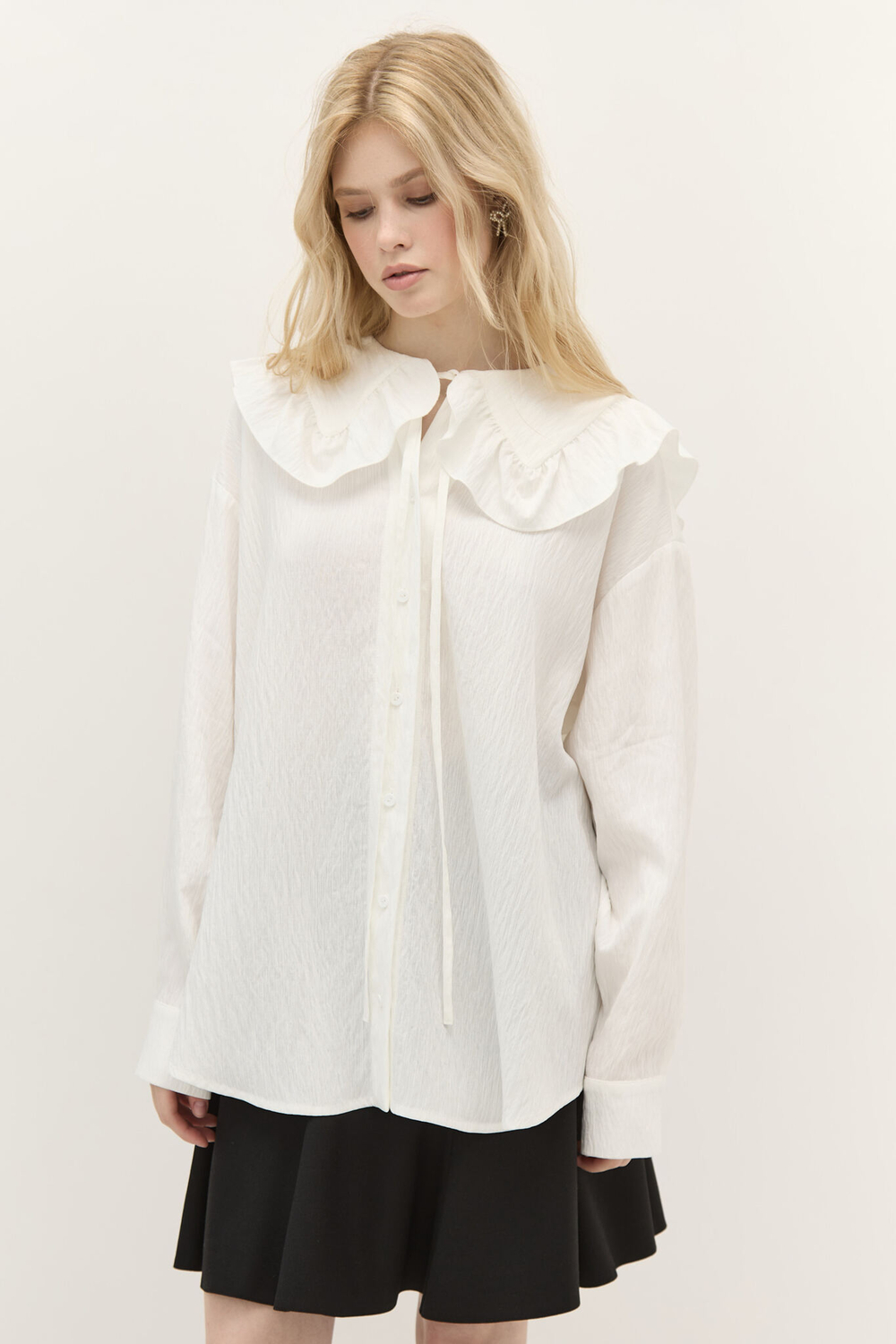 Блуза с воротником