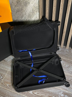 Чемодан Louis Vuitton