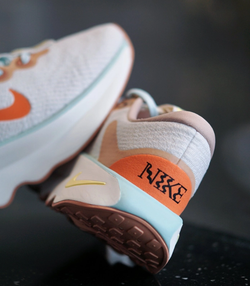 Мужские кроссовки Nike Motiva 'Pale Ivory Amber Brown' FN8887-181