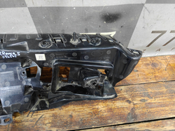 Кронштейн заднего бампера правый Land Rover Range Rover 5 (L460) 21-нв Б/У Оригинал LR151053