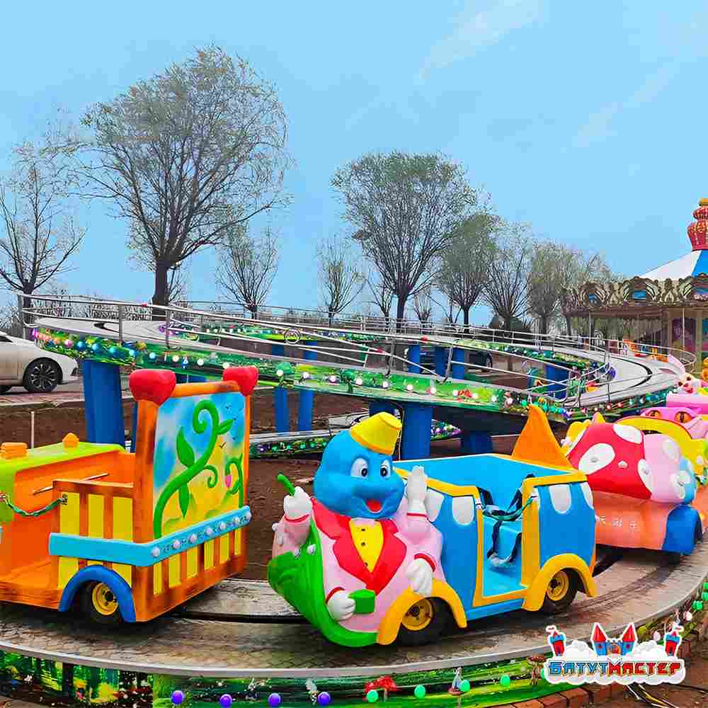 Большая катальная горка «Карамельный поезд», 5 кабинок 10 мест, 18×12×1,9 м