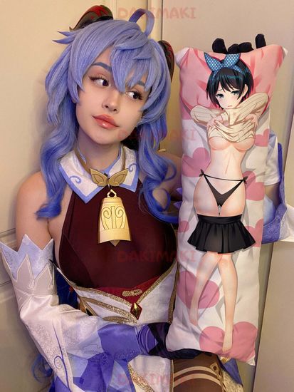 Мини дакимакура Рука Сарасина из Девушка на час арт. M0593, 60х20 см