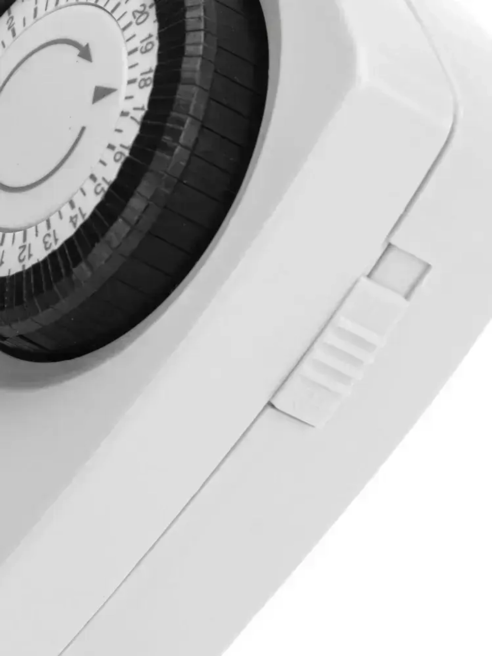 Розетка с механическим таймером REXANT