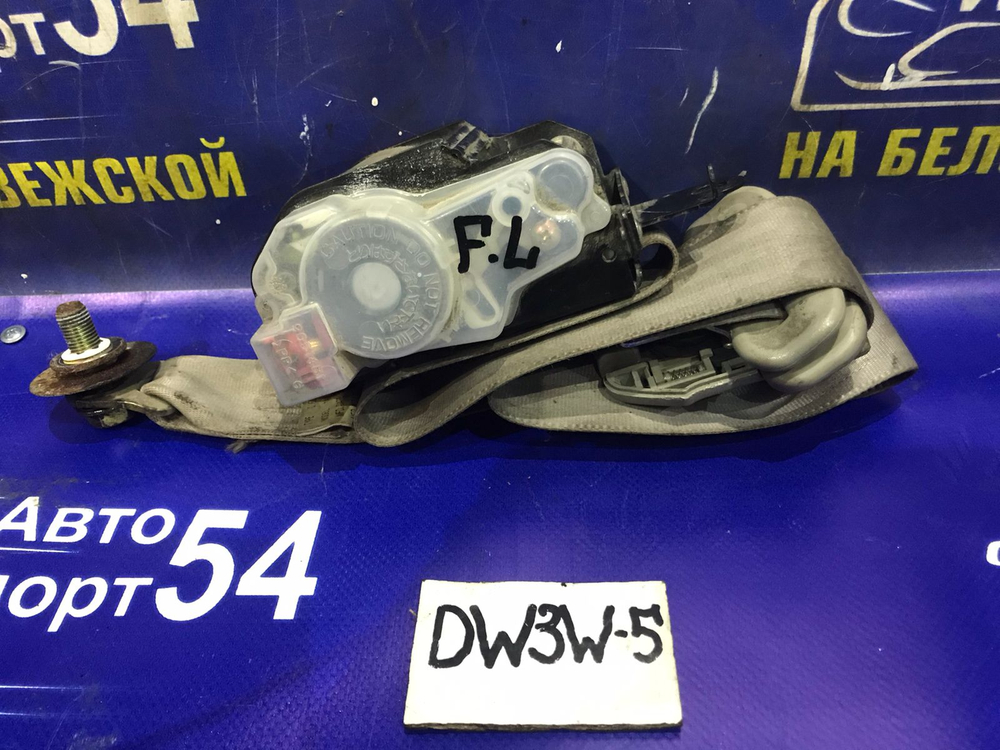 Ремень безопасности передний левый MAZDA DEMIO 1999