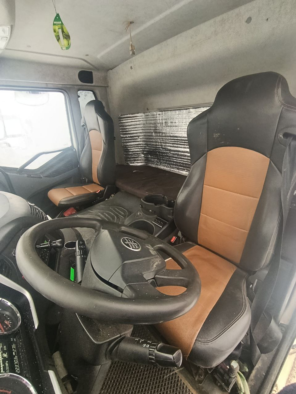 FAW J6 6x4 Самосвал CA3250P66K24T1E5 (Дизельный, 11,1 л, 390 л.с., МТ)