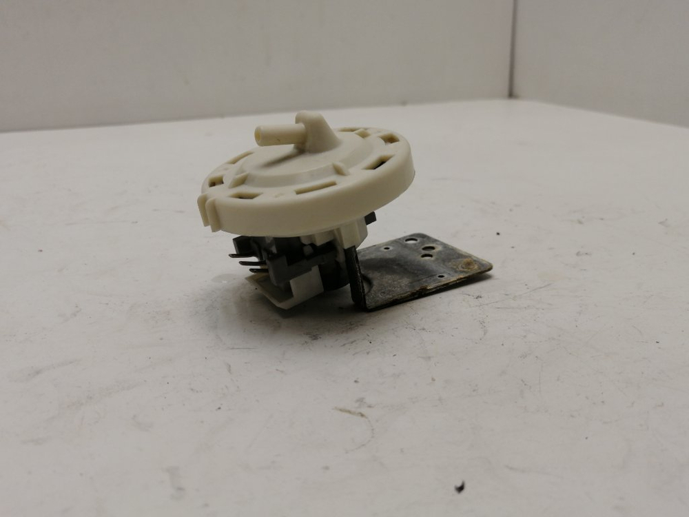 WD-10192N кт124 Датчик уровня воды для стиральной машины LG 6601ER1006A б/у
