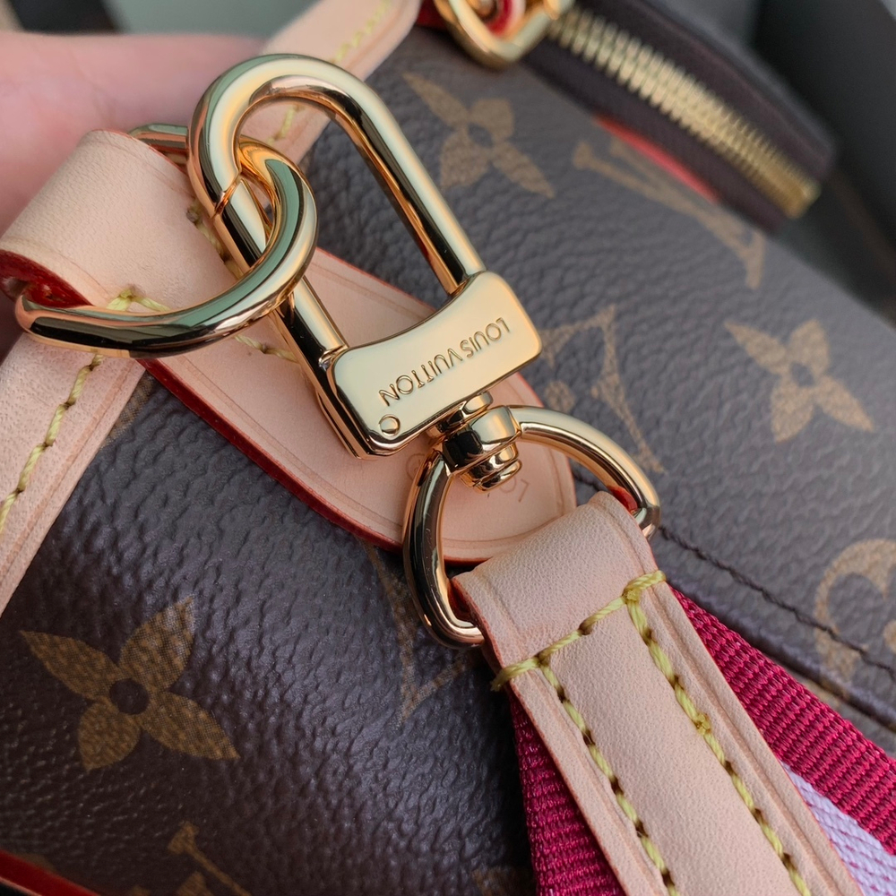 Louis Vuitton Neverfull BB