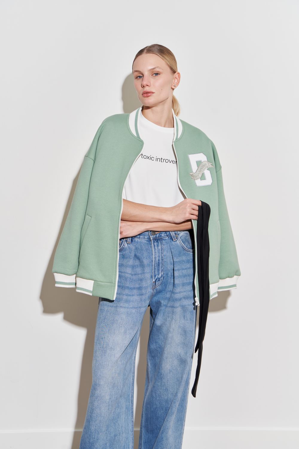 PERFECT JEANS С ЗАЩИПАМИ BLUE