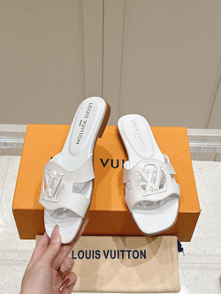 Louis Vuitton Isola Flat Mule