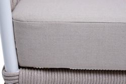 "Диего" кресло плетеное из роупа, основание дуб, каркас алюминий светло-серый (RAL7035) муар, роуп бежевый круглый, ткань бежевая 052