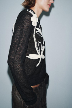 ZARA КАРДИГАН ИЗ ТРИКОТАЖА С ЦВЕТОЧНОЙ ВЫШИВКОЙ, ЧЕРНЫЙ