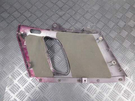 Пластик боковой правый Kawasaki ZZR 400 98 053065