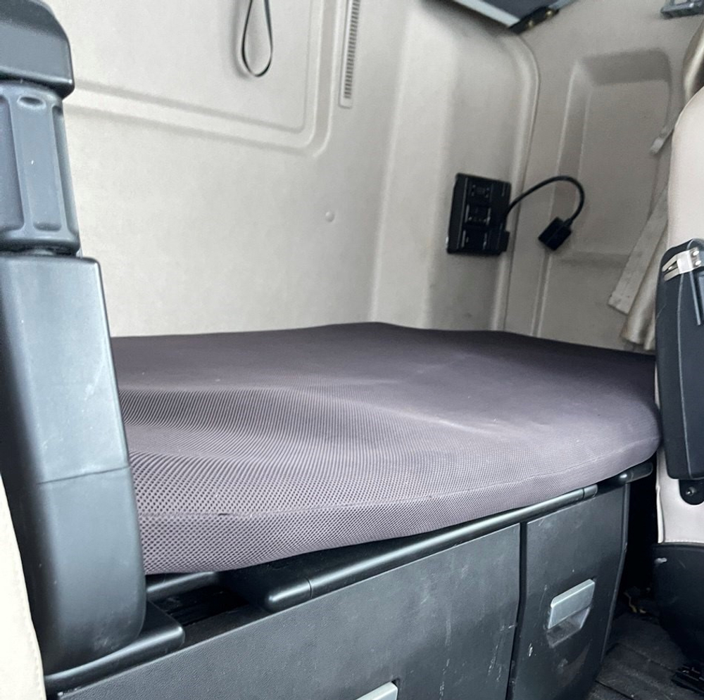 SITRAK C7H 6x4 Седельный тягач ZZ4256V364HE (Дизельный, 12,4 л, 480 л.с., АТ)