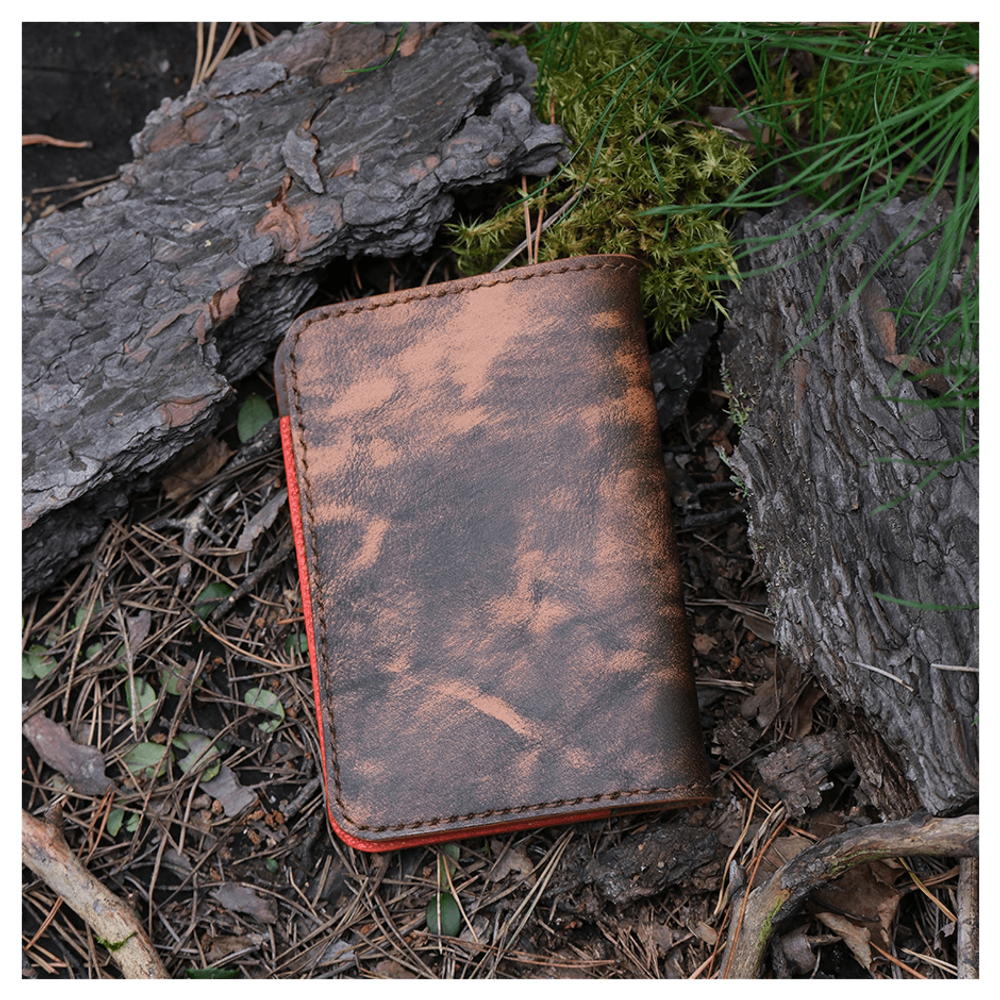 Кожаная обложка на паспорт «Шаманка»