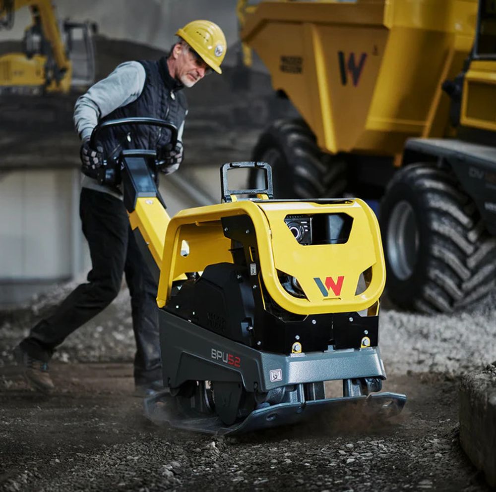 Виброплита бензиновая Wacker Neuson BPU 6275 Ah профессиональная - [452 кг / 62 кН / Honda GX390]