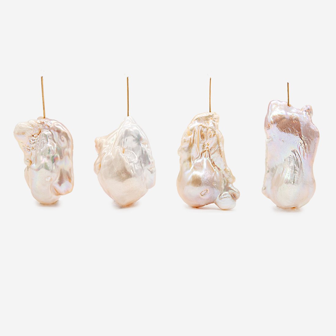 Барочная культивированная жемчужина, розово-персиковая с радужными переливами