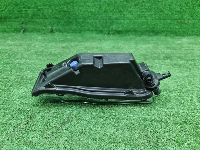 ПТФ левая BMW X3 G01 (2017-2021) LED