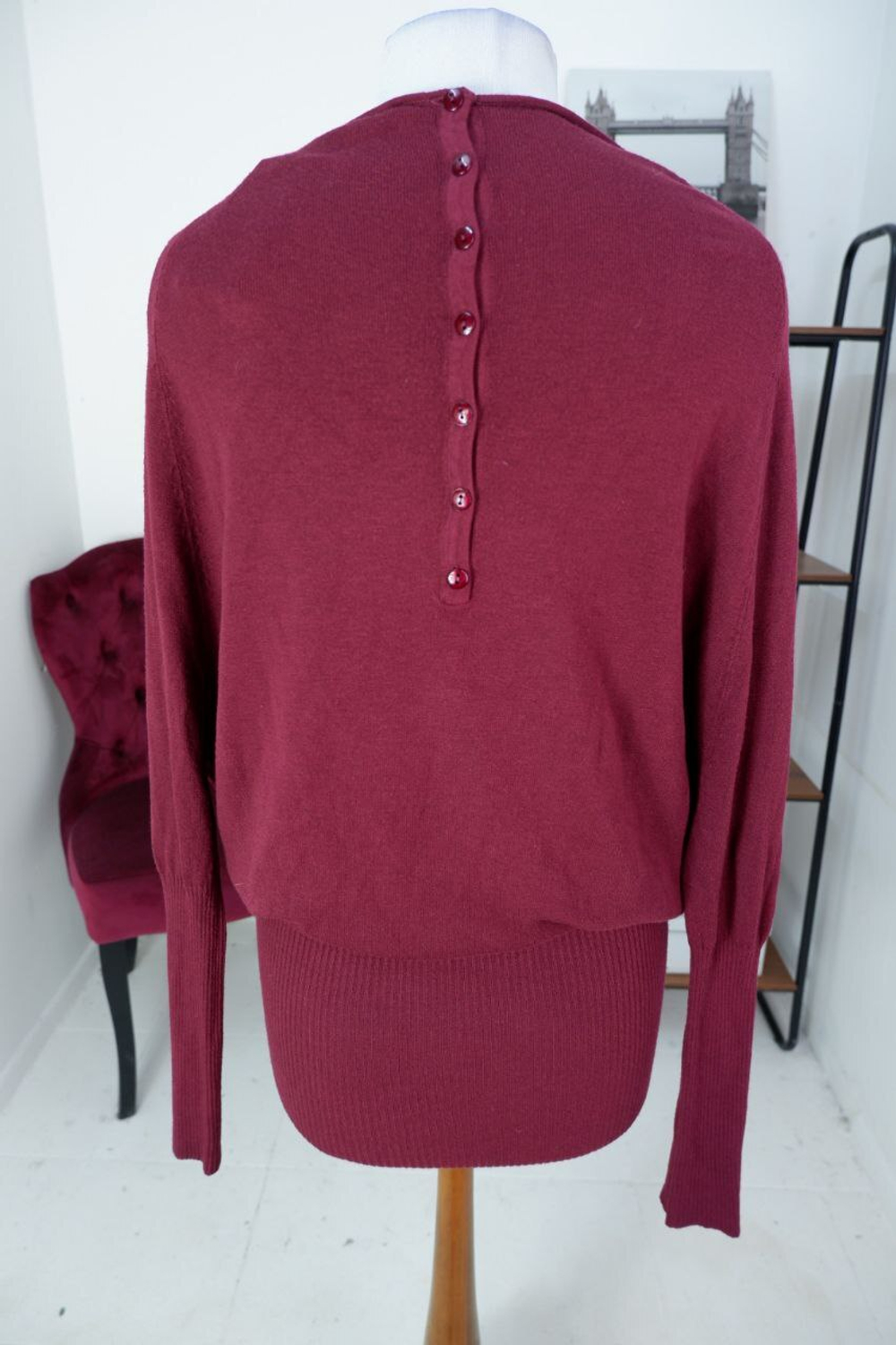 Джемпер Sandro Ferrone красивого оттенка 46 размер