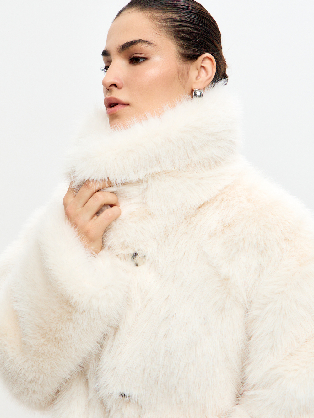 Шуба NORD короткая искусственного меха