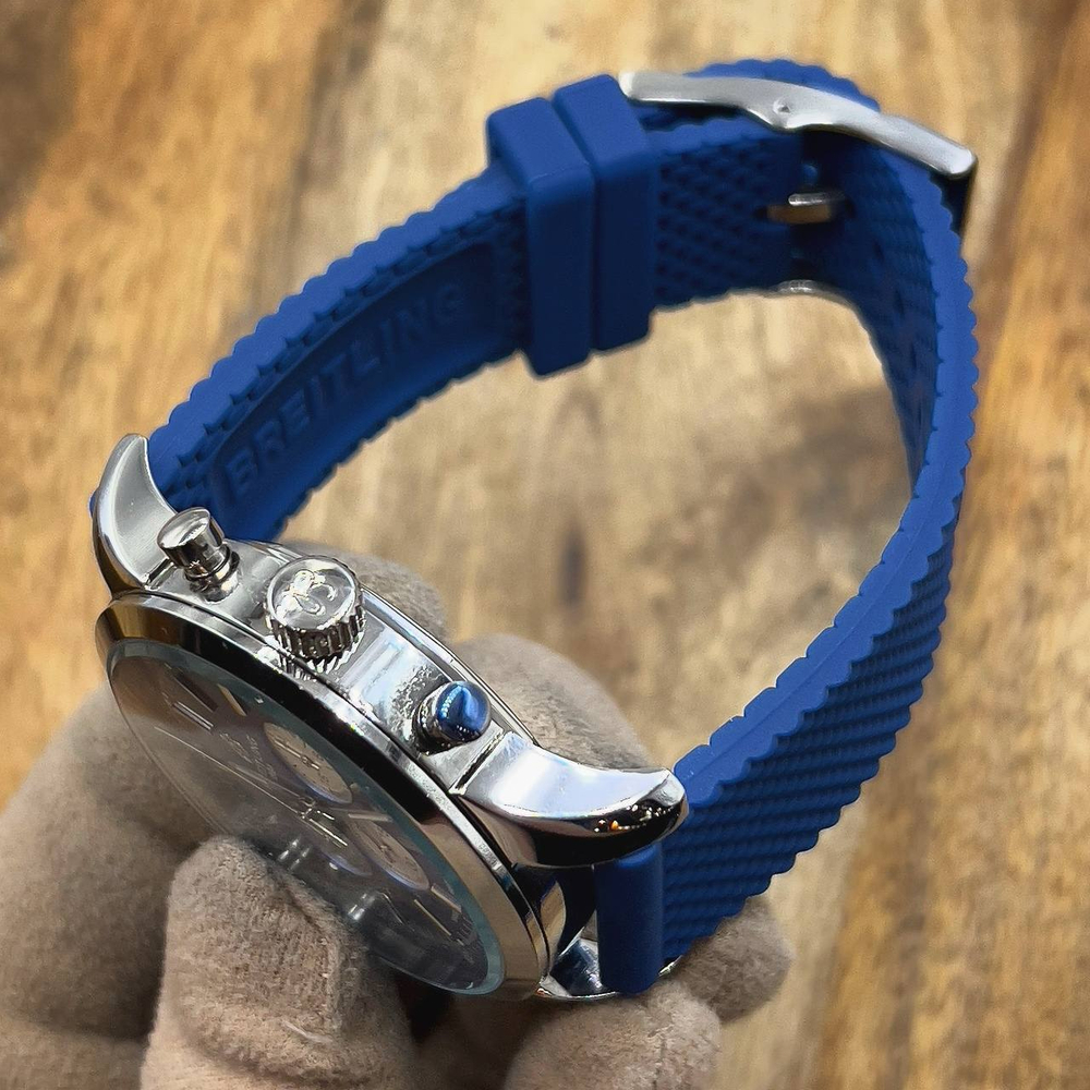Часы Breitling