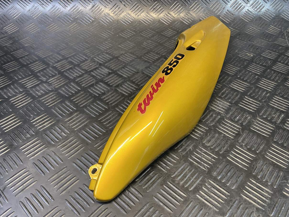 Пластик задний левый Yamaha TDM850 RN03J 4TX-2471K 053973